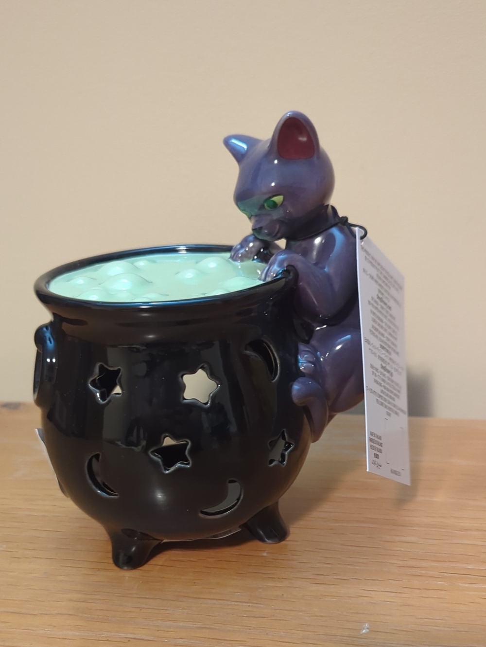 Disney Parks Binx Hocus Pocus Cauldron Candle Votive Holder new